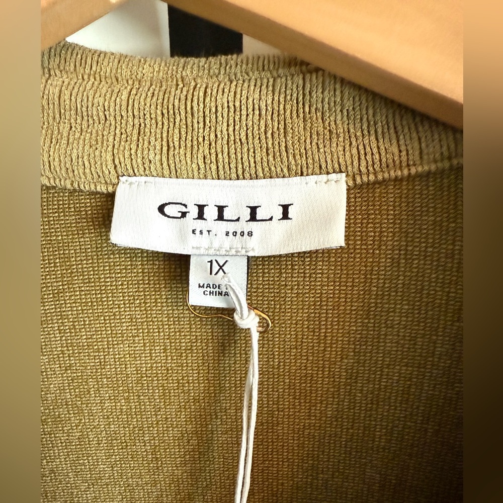 Oversized Gilli Collared L/S Textured Sample Top - Picture 2 of 8